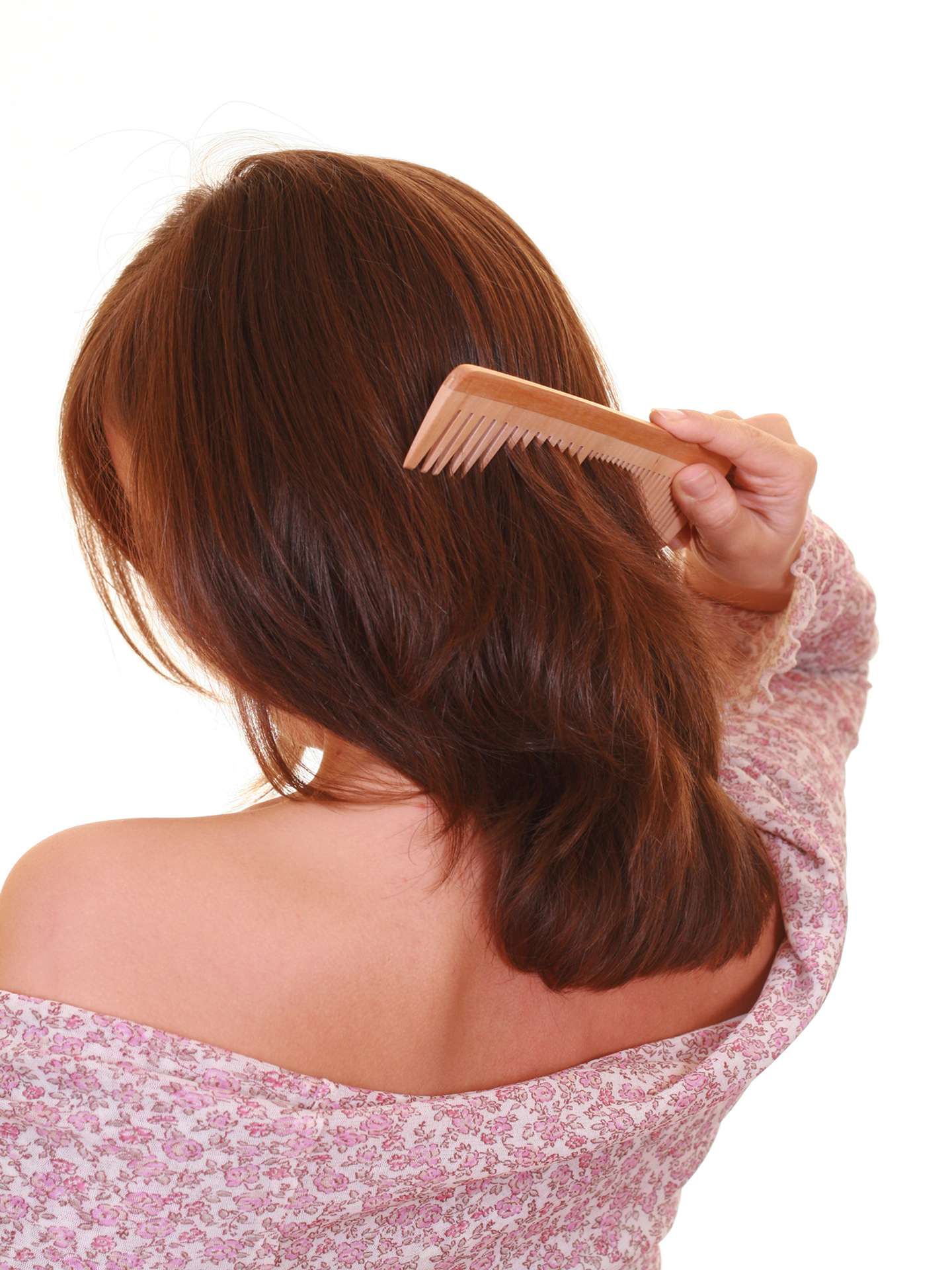 when lice crawls up the hair